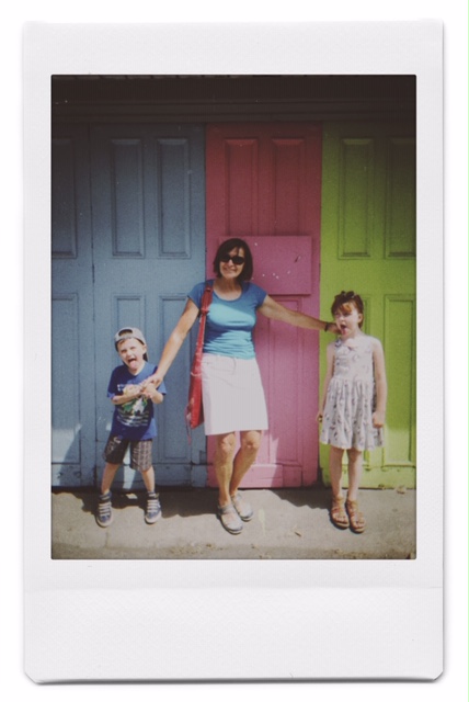 Shot with NOMO INS W.